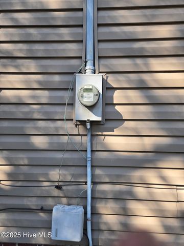 1117 Candlewood Drive, Kinston, NC 28501