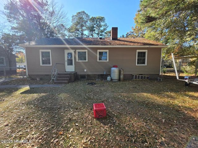 1117 Candlewood Drive, Kinston, NC 28501