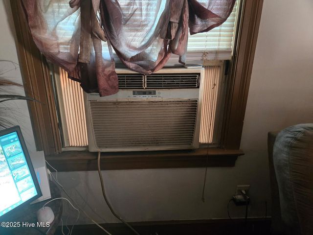 1117 Candlewood Drive, Kinston, NC 28501