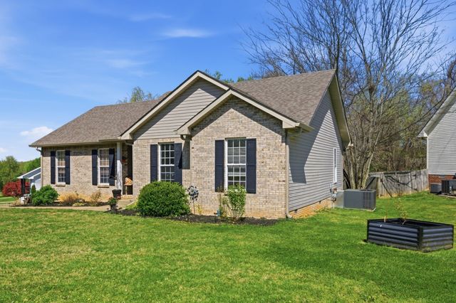 801 Turtle Creek Rd, Clarksville, TN 37043