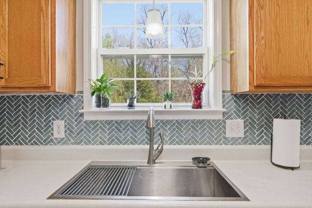 801 Turtle Creek Rd, Clarksville, TN 37043