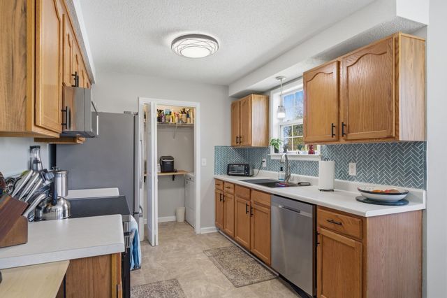 801 Turtle Creek Rd, Clarksville, TN 37043