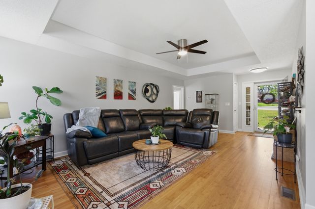 801 Turtle Creek Rd, Clarksville, TN 37043