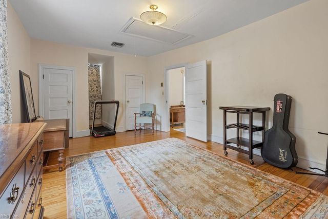 1121 Clay ST, Franklin, VA 23851