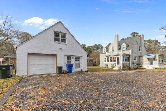 1121 Clay ST, Franklin, VA 23851