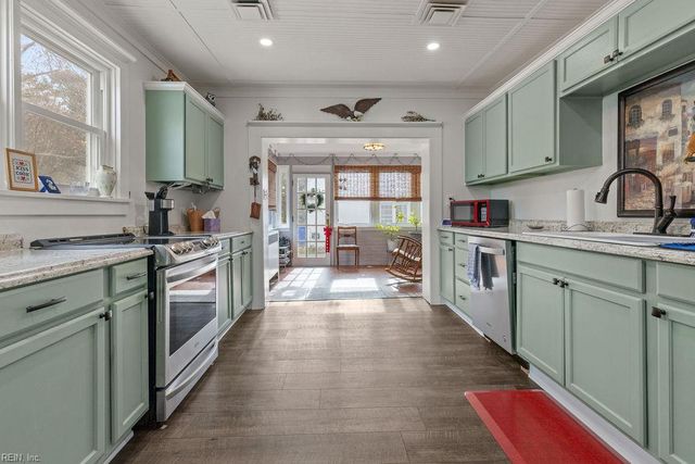 1121 Clay ST, Franklin, VA 23851