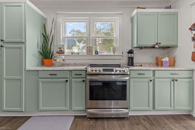 1121 Clay ST, Franklin, VA 23851