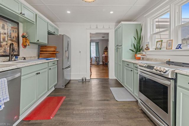 1121 Clay ST, Franklin, VA 23851