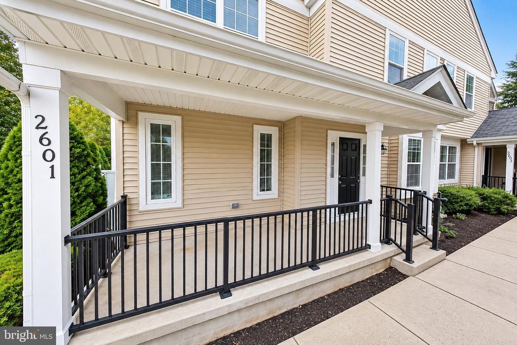 2601 LEXINGTON MEWS, WOOLWICH TWP, NJ 08085 — exterior