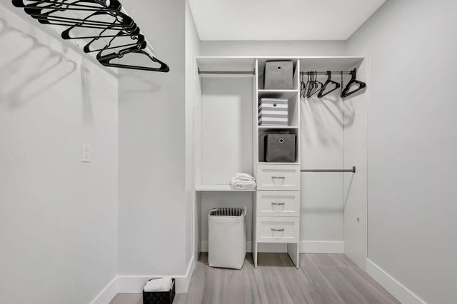 355 Prestwick Circle 4, Palm Beach Gardens, FL 33418