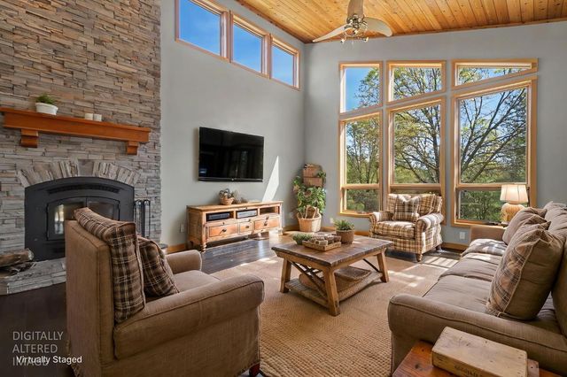 2863 April Ln, Mokelumne Hill, CA 95232