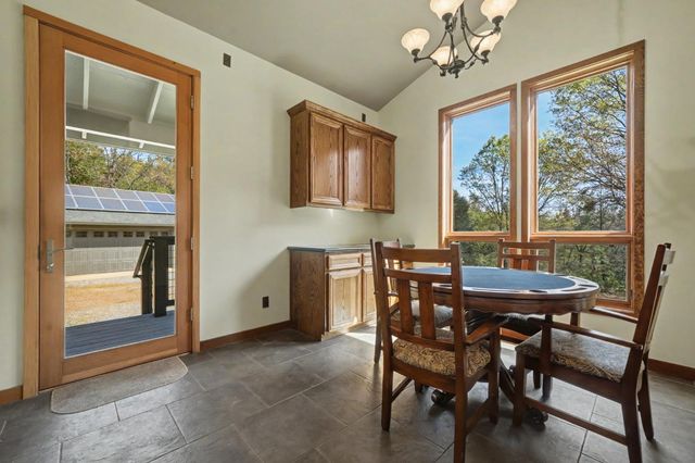 2863 April Ln, Mokelumne Hill, CA 95232