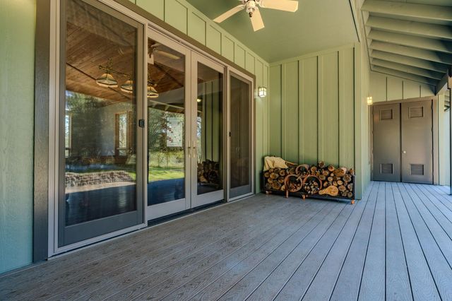 2863 April Ln, Mokelumne Hill, CA 95232