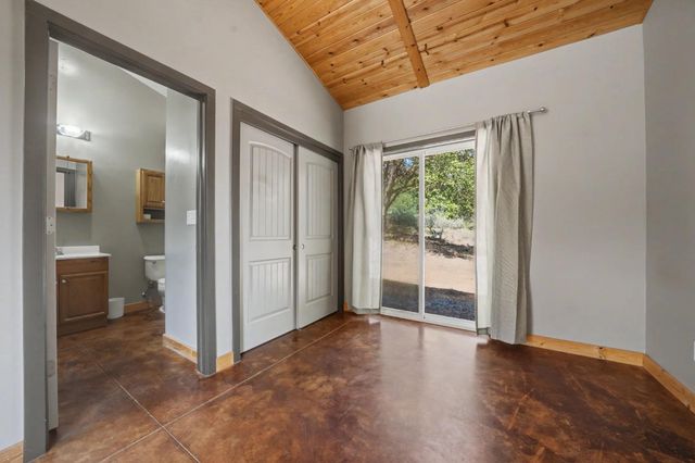 2863 April Ln, Mokelumne Hill, CA 95232