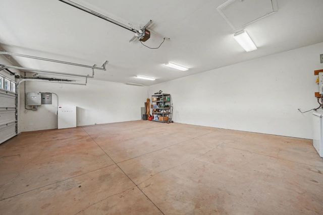 2863 April Ln, Mokelumne Hill, CA 95232