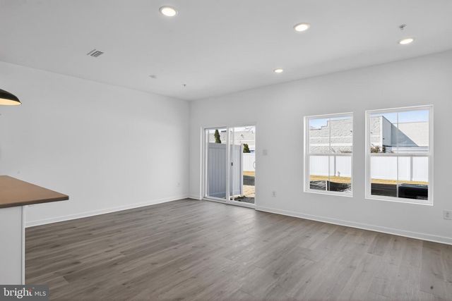 306 CLEMENT LOOP, Salisbury, MD 21804