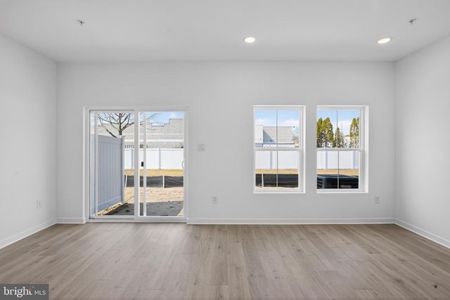 306 CLEMENT LOOP, Salisbury, MD 21804