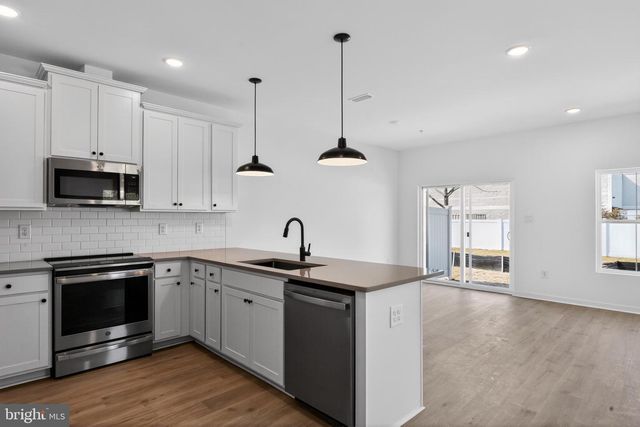 306 CLEMENT LOOP, Salisbury, MD 21804