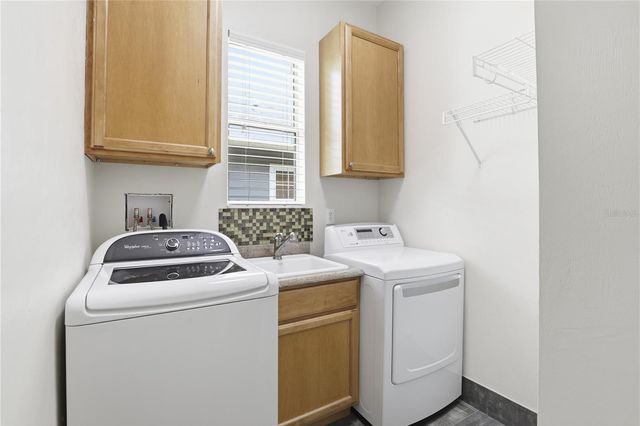 8963 SW 80TH AVENUE, Gainesville, FL 32608