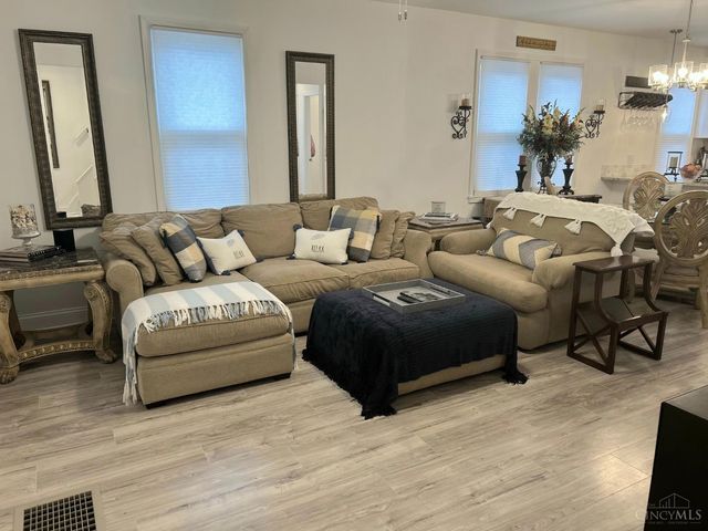 2863 Marshall Avenue, Cincinnati, OH 45225