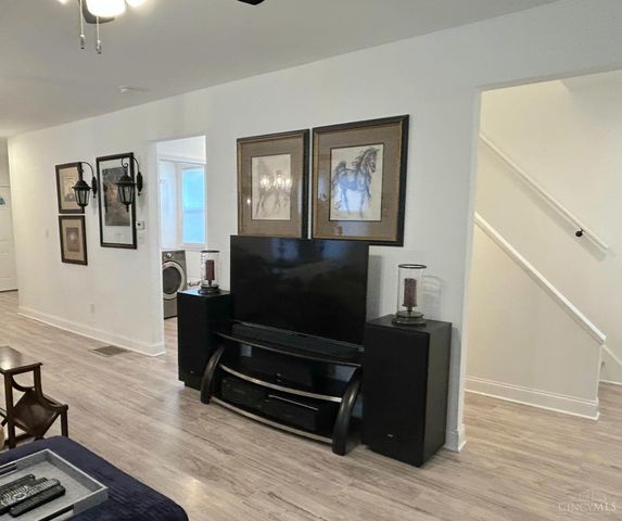 2863 Marshall Avenue, Cincinnati, OH 45225