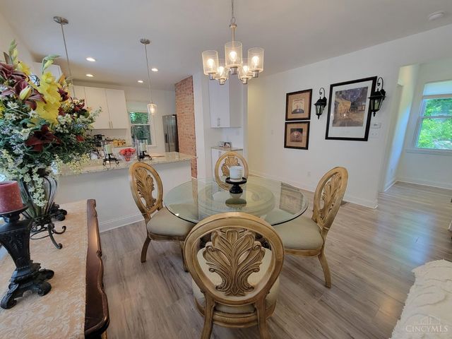 2863 Marshall Avenue, Cincinnati, OH 45225