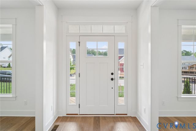 4013 Robins Ridge Dr, Moseley, VA 23120