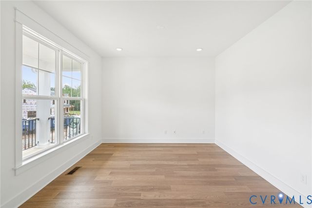 4013 Robins Ridge Dr, Moseley, VA 23120