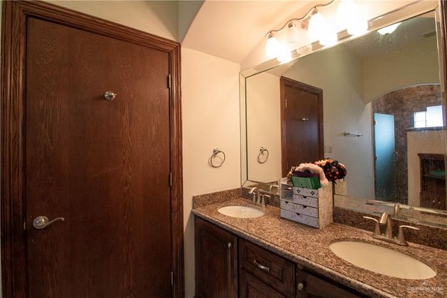 615 Melanie Drive, Pharr, TX 78577