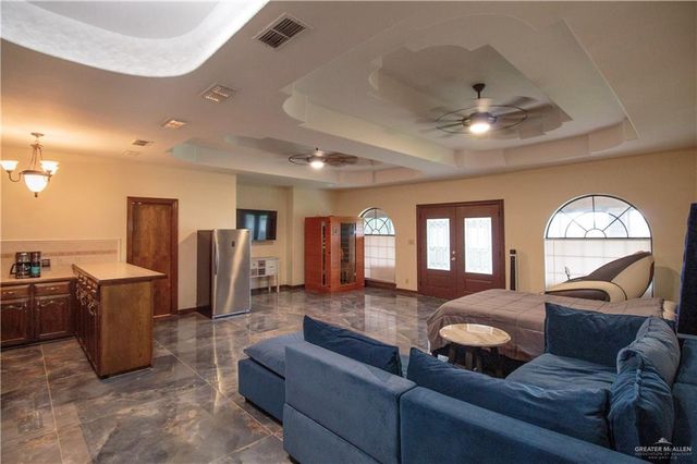 615 Melanie Drive, Pharr, TX 78577