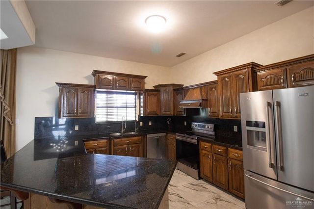 615 Melanie Drive, Pharr, TX 78577