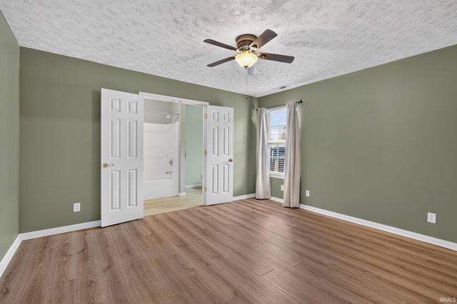 9715 Clippinger Road, Evansville, IN 47725