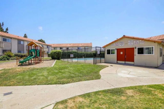 1551 Broadway 28, Chula Vista, CA 91911