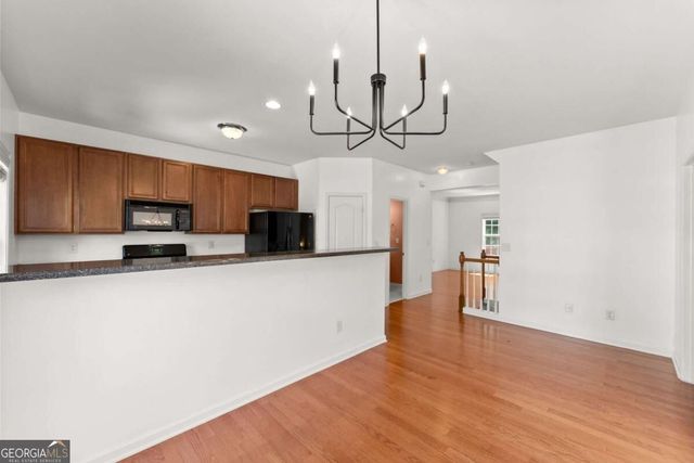 446 Sandtrap Lane, Buford, GA 30518