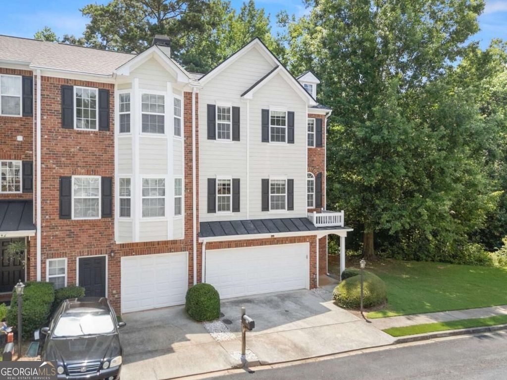 446 Sandtrap Lane, Buford, GA 30518