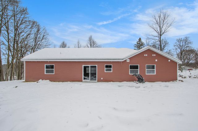 2824 E B Avenue, Cooper Twp, MI 49080