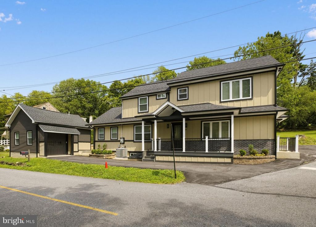 738 PORT INDIAN RD, WEST NORRITON, PA 19403 — exterior