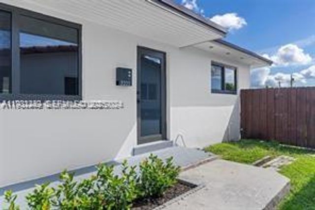 3223 SW 90th Ave 3223, Miami, FL 33165