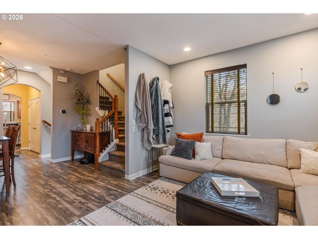 8201 Ne 53RD Way, Vancouver, WA 98662