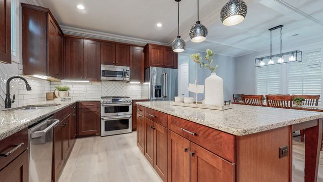 20 Daniels Dr, Franklin, TN 37064