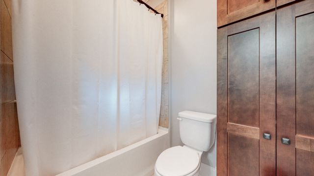 20 Daniels Dr, Franklin, TN 37064