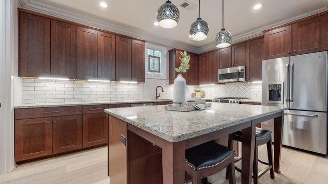 20 Daniels Dr, Franklin, TN 37064