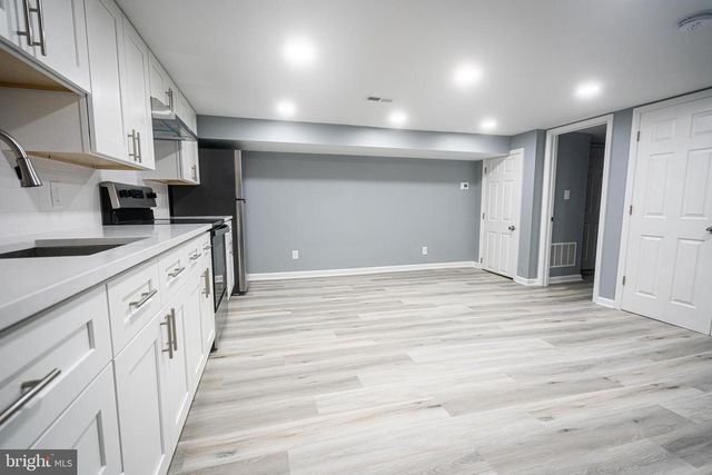 5902 ADDISON ST, Philadelphia, PA 19143