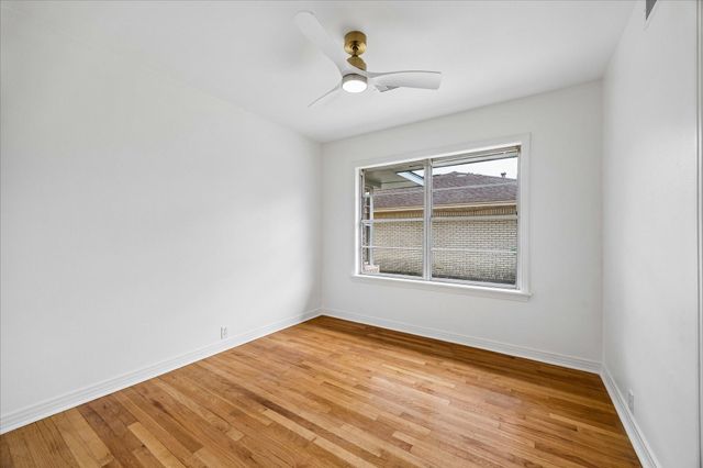 2203 Bron Holly Drive, Houston, TX 77018