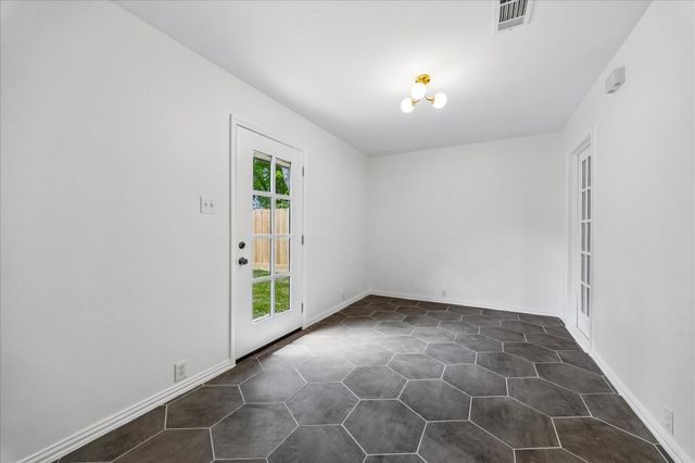 2203 Bron Holly Drive, Houston, TX 77018