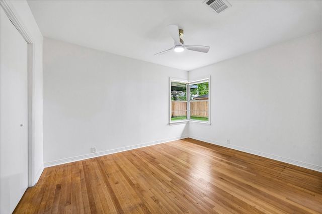 2203 Bron Holly Drive, Houston, TX 77018