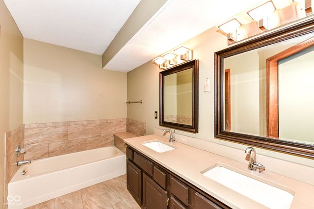 8188 Foxchase Circle, Indianapolis, IN 46256