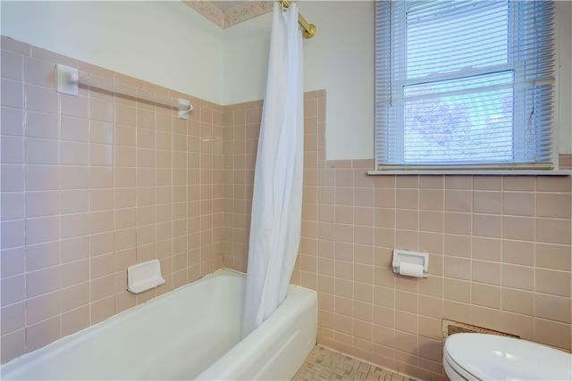 1124 Weiland Road, Greece, NY 14626