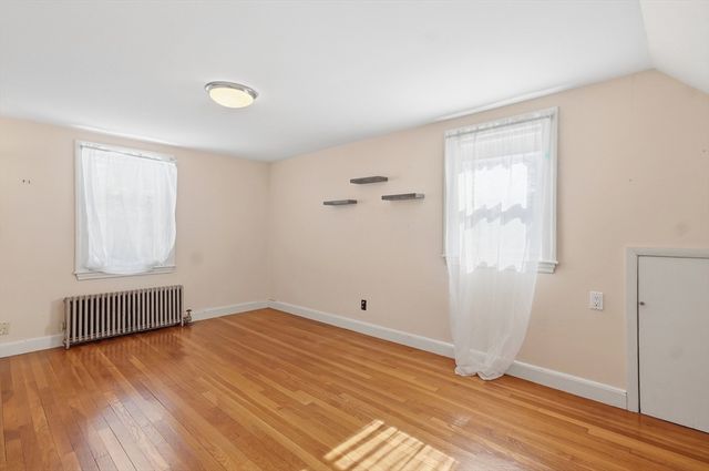 67 Longfellow Rd, Watertown, MA 02472