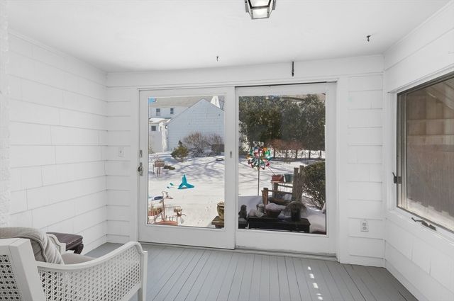 67 Longfellow Rd, Watertown, MA 02472